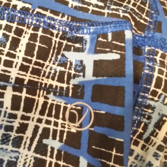 VOGO Athletica Active Stretch Capris L - Picture 3 of 5